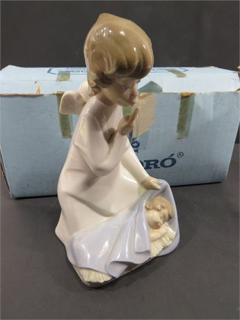 LLADRO Angel With Baby Figurine