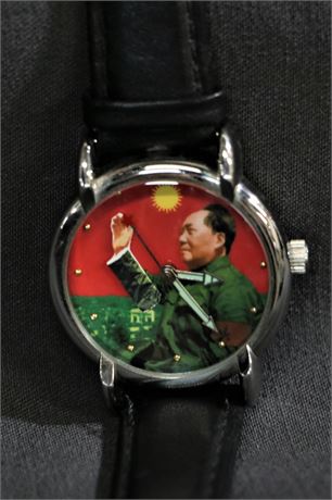 Chairman Mao Zedong Watch with Moving Waving Arm, Hand-Winding Watch