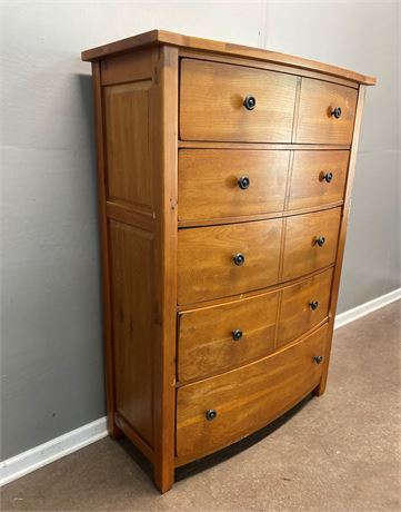 Broyhill Wood Bow Front Chest of Drawers