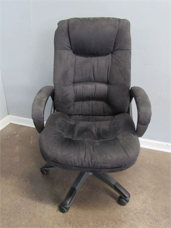 Adjustable Upholstered Office Desk Chair