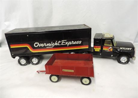 Vintage NYLINT Toy Trucks / ERTL