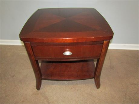 American Signature Furniture Bed Side Table