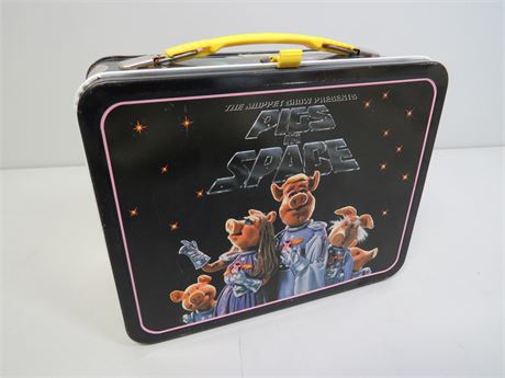 Vintage 1977 Muppets Pigs In Space Metal Lunch Box