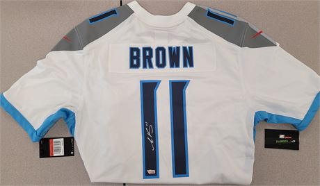AJ BROWN TENNESSEE TITANS SIGNED AND CERTIFIED OFFICIALLY LICENSED NFL JERSEY