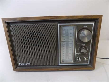 Panasonic Tabletop Radio