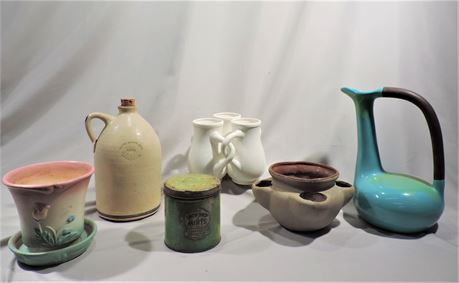 Antique Majolica Pottery / Olde Cape Cod Stoneware / Hull Art Pot