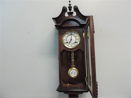 Vintage Style Pendulum Wall Clock