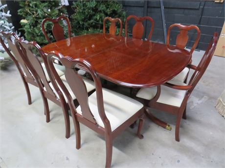 PENNSYLVANIA HOUSE Queen Anne Cherry Dining Table Set