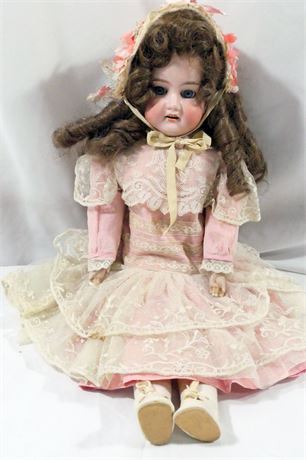 Vintage / Antique ARMAND MARSEILLE Sleep Eye Doll
