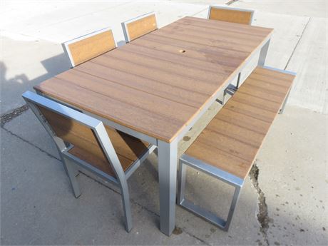TREX® Furniture Surf City 6-Piece Outdoor Dining Table Set