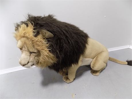 Avanti Life Size Lion