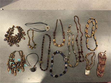 Lot of Neutral Necklaces