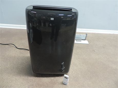 LG Room Air Conditioner / Remote