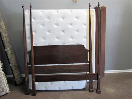 Vintage Queen Size 4 Poster Bed