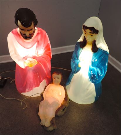 Vintage Christmas Blow Mold / Lighted/ Jesus Mary and Joseph