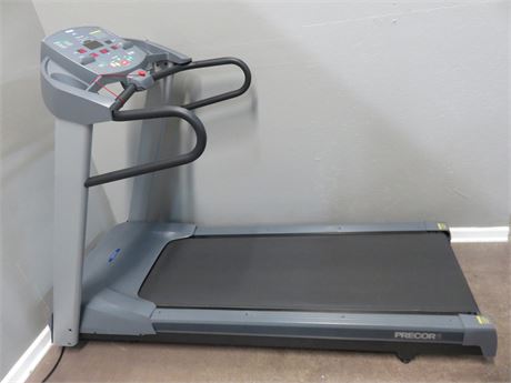 PRECOR M9.27 Treadmill