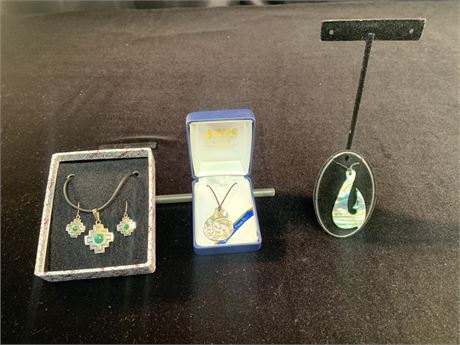 Jewelry STERLING SILVER CHAKANA Necklace and Earrings PAUA Pendants