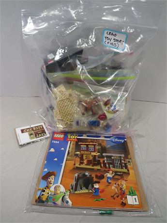LEGO Disney Toy Story Lot