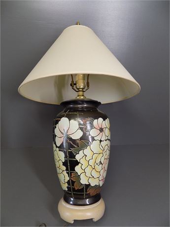 Oriental Porcelain Lotus Lamp
