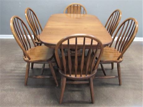 Amish Made Dining Table & 6 Chairs with 1 Leaf