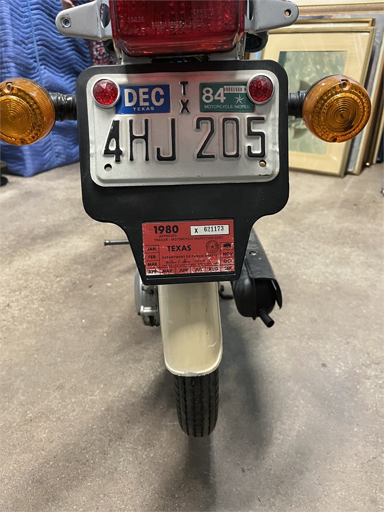 Transitional Design Online Auctions - Yamaha Yamahopper QT50 - Moped ...