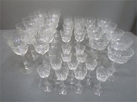 Triangular Stemware Transitional Design Online Auctions - Crystal Stemware Set