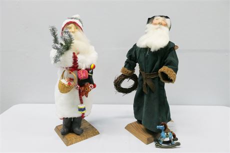 CHARACTERS BY MARINA Hand Sculpted Santa's "Der Weihnachtman" & In Green