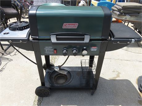 COLEMAN 3000 Gas Grill