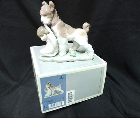 LLADRO 'Safe and Sound' Porcelain Figurine