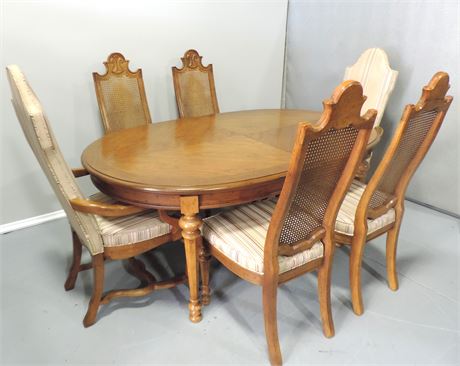 DREXEL Dining Table / Six Chairs / Leaves