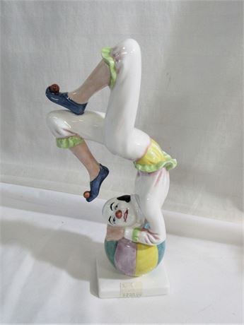 Vintage Royal Doulton Figurine - Tumbling HN3283 - 1989