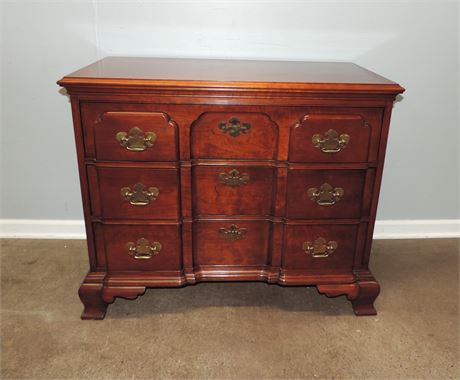STATTON Private Collection Chippendale Style Chest