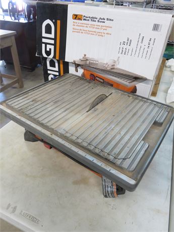 RIGID 7-in. Portable Wet Tile Saw