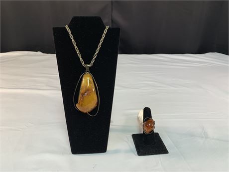 Yellow AMBER Pendant Necklace Ring