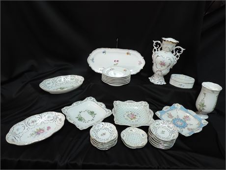 HOLLOHAZA Porcelain Hungary / Vases / Platters / Serving Dishes/ 27 Pieces