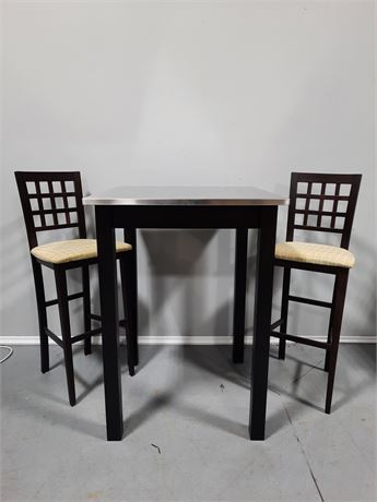Counter Height Table & Chairs