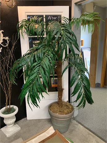 McArthur Artificial Palm Tree