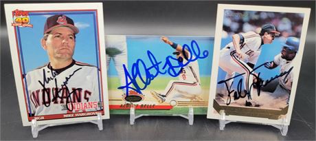 Albert Belle, Mike Hargrove, Felix Fermin Lot of 3 Autograph Baseball Cards