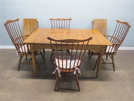 Tell City Furniture Dining Table with 4 Chairs and 2 Leaves