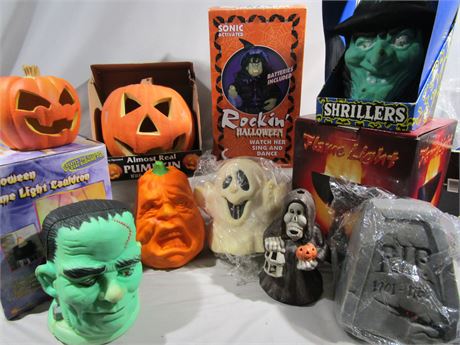 Vintage Halloween Decorations with Foam Classic Heads, Cauldron and More !