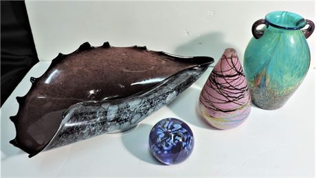 Art Glass Shell Bowl / Paperweight / Vases