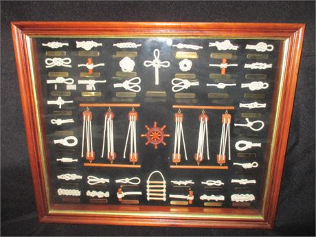 Nautical Sailor knots display Box with 40 Examples