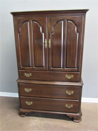 Ethan Allen Georgian Court Collection Bedroom Chest On Chest