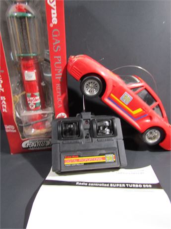 Radio Controlled 959 Racer and Gas Pump Replica