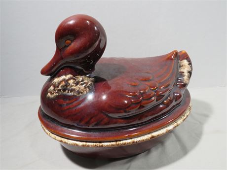 HULL Pottery Brown Drip Duck Bowl