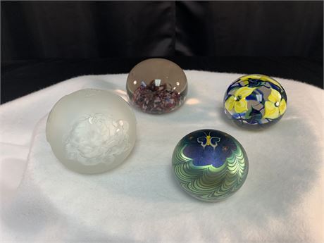 Paper Weights(4) Featuring, PILGRIM GLASS, Signed, RICHARD  LOESEL