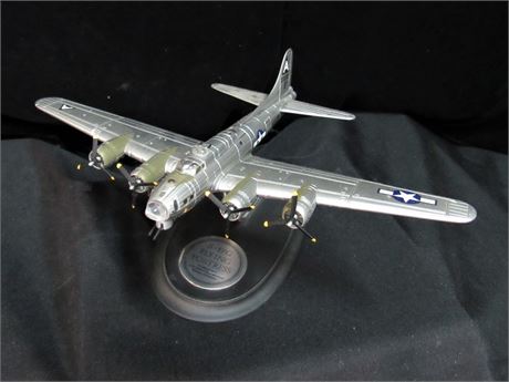 Franklin Mint 1:96 Scale Diecast B-17G USAF Flying Fortress