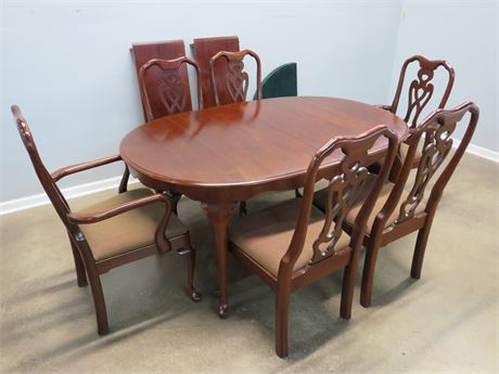 PENNSYLVANIA HOUSE Chippendale Cherry Dining Set