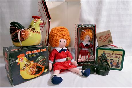 Annie, Slinky, Charlie Brown Lunch Box, Egg Laying Hen Vintage Toy Replica Lot
