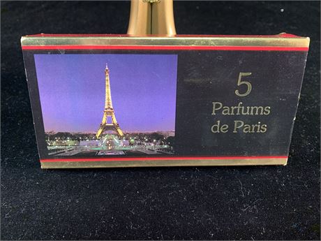 5 PARFUMS de PARIS Collectible Bottles